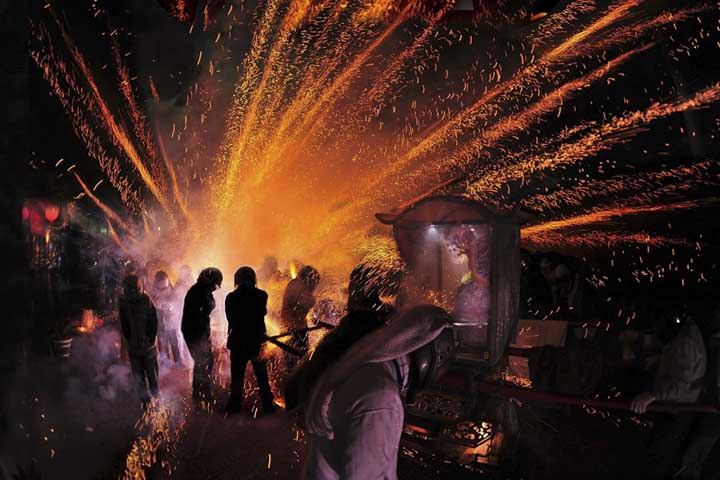 Lunar New Year Festivals in Taiwan 2020: Yanshui Beehive Fireworks Festival in Tainan City (Feb 7 & 8, 2020)