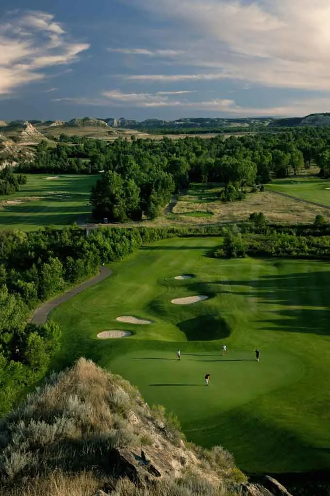 Bully Pulpit Golf Course, named after a term coined by former President Theodore Roosevelt, is one of the most unique golf courses in North Dakota. Set in the heart of Medora, the course is fully immersed in the badlands with spectacular views across the greens. Credit: North Dakota Tourism/Theodore Roosevelt Medora Foundation.