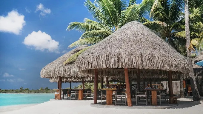 Four Seasons Resort Bora Bora Celebrates The Season With Summer Savings